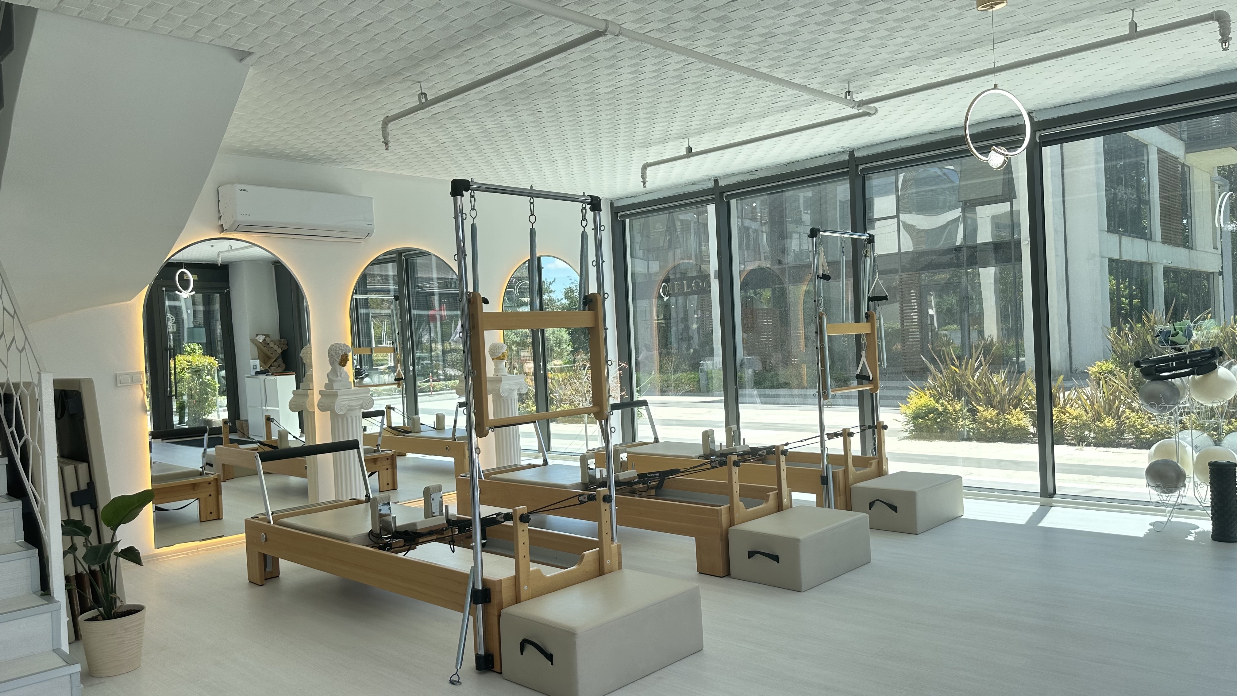 Hermes Studio interior